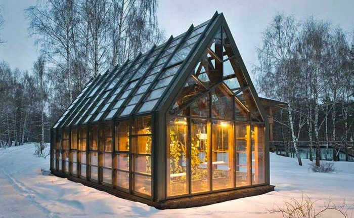 Mainit na greenhouse