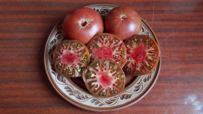 Odmiana czarnego pomidora
