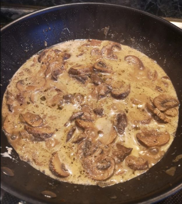 Ulam na maharlikang champignon