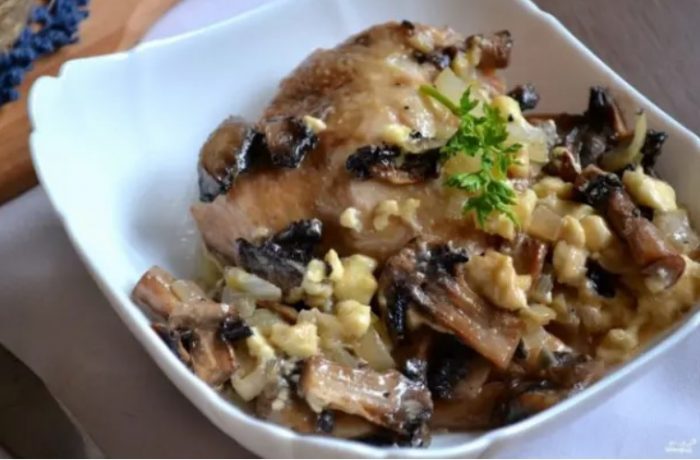 Handa na ang ulam.