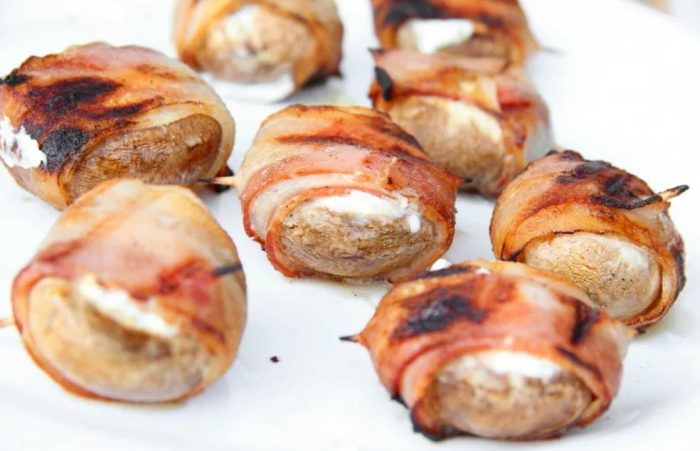 Mga Champignon sa bacon